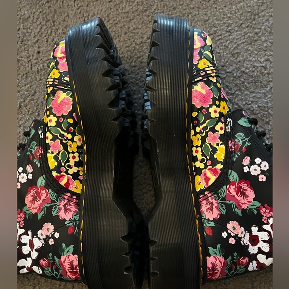 Floral Sinclair Dr. Martens - Picture 3 of 4